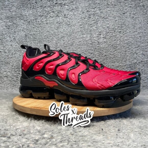 Nike Air VaporMax Plus Size 11 Men University Red Black CU4863-600 - Picture 2 of 7